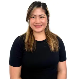 Ressy-Belle Caballegan, RMT, providing customized in-home mobile massage therapy.