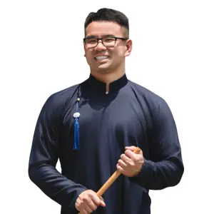 Khang Do, RMT, providing customized in-home mobile massage therapy.